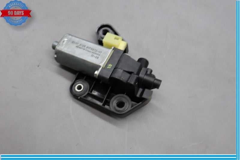 Load image into Gallery viewer, 09-12 BMW 740i 750i Rear Right Passenger Door Window Sun Shade Blind Motor Oem