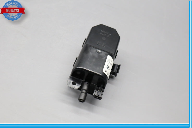 Load image into Gallery viewer, 10-13 Jaguar XJ XJL Front Right Passenger Side Seat Lumbar Adjust Pump Oem