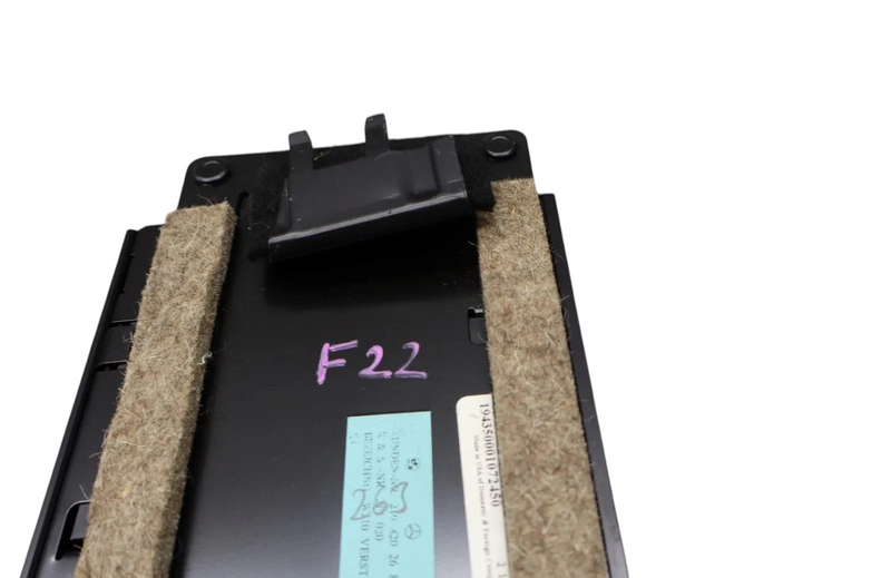 Load image into Gallery viewer, 99-02 Mercedes W210 E430 E320 Bose Audio Stereo Amp Amplifier 2108202689 Oem