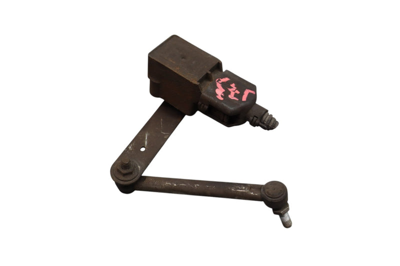 Load image into Gallery viewer, 14-20 Maserati Ghibli Height Level Control Sensor 670003051 Oem