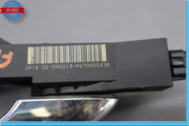 Load image into Gallery viewer, 14-17 Maserati Ghibli Front Right Passenger Side Exterior Door Handle Oem
