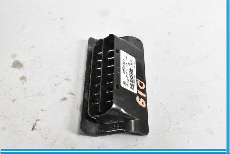 Load image into Gallery viewer, 2003-2011 Bentley Continental Foot Well Air Vent Grille 3D0819923A Oem