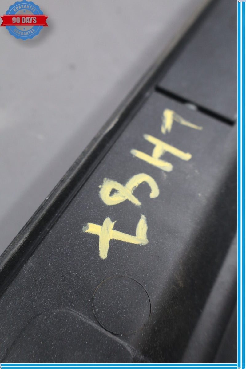Load image into Gallery viewer, 14-20 Maserati Ghibli M157 Left Driver Side Skirt Rocker Panel Molding Oem