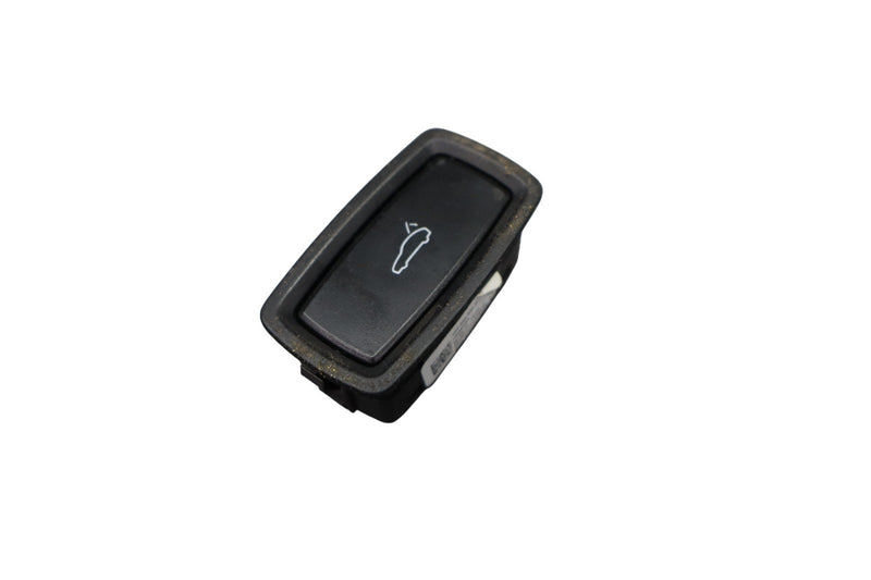 Load image into Gallery viewer, 10-18 Porsche Panamera Rear Trunk Tailgate Release Switch Button 7PP959832H Oem