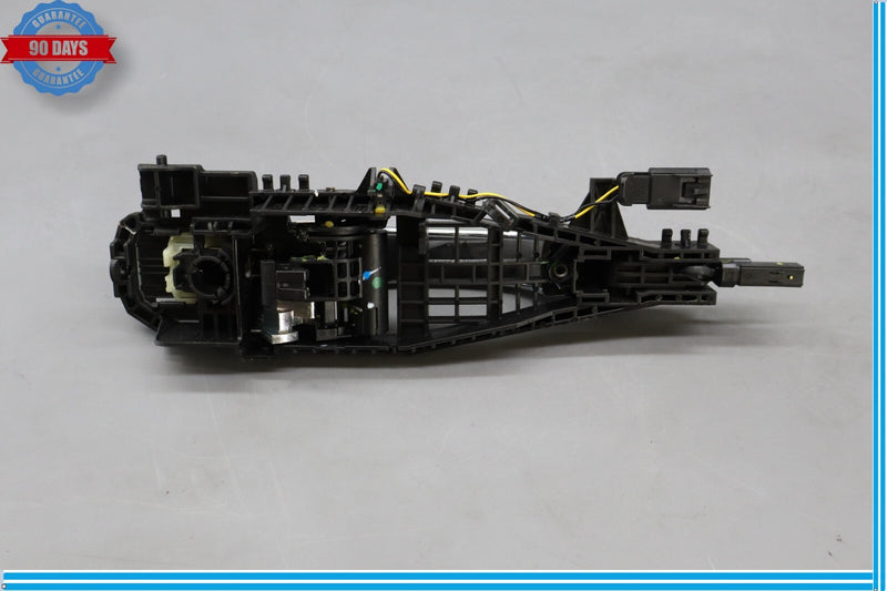 Load image into Gallery viewer, 14-17 Maserati Ghibli Front Right Passenger Side Exterior Door Handle Oem