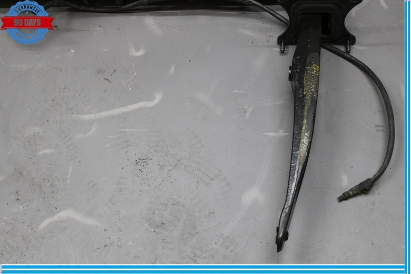 Load image into Gallery viewer, 07-12 Mercedes X164 GL450 GL550 Trailer Rear Tow Hitch Reinforcement Bar Oem