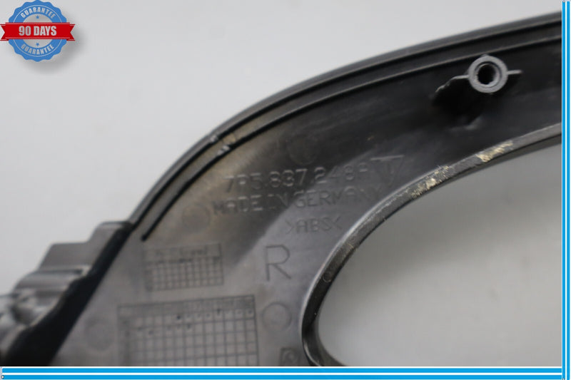 Load image into Gallery viewer, 11-18 Porsche Cayenne 958 Front Right Interior Door Handle Trim 7P5837248 Oem