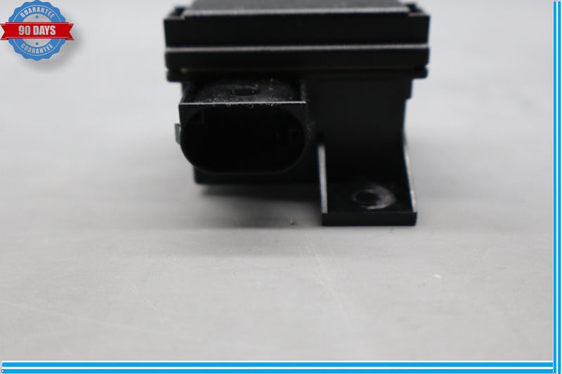 Load image into Gallery viewer, 03-12 Mercedes R230 SL500 Seat Belt Seatbelt Tension Sensor 2158600505 Oem