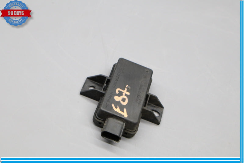 Load image into Gallery viewer, 10-14 Mercedes E350 E550 W212 W207 Tire Pressure Monitor System TPMS Module Oem