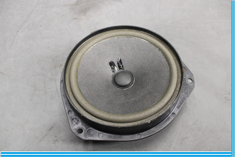 Load image into Gallery viewer, 14-17 Maserati Ghibli Front Right Passenger Side Door Audio Speaker Oem