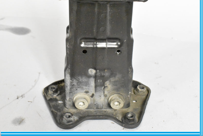 Load image into Gallery viewer, 07-14 Mercedes CL550 CL600 W216 Front Right Bumper Reinforcement Bracket Oem