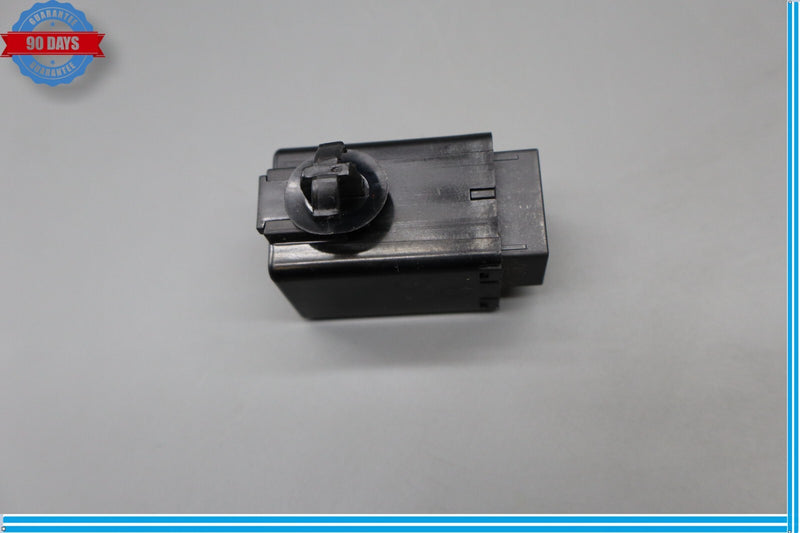 Load image into Gallery viewer, 15-19 Hyundai Genesis Sedan G80 Relay Stop Signal Control Module Unit ECU Oem