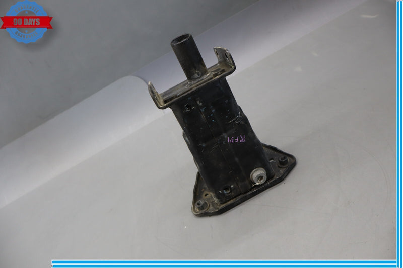 Load image into Gallery viewer, 07-13 Mercedes W221 S550 Front Right Side Bumper Reinforcement Bracket Black Oem