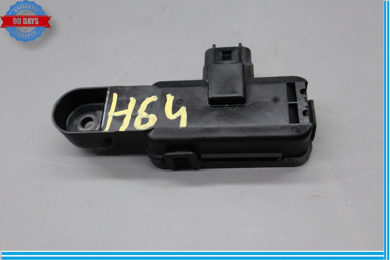 Load image into Gallery viewer, 14-17 Jaguar X152 F-Type Smog Emission Control Module Sensor W/o Bracket Oem