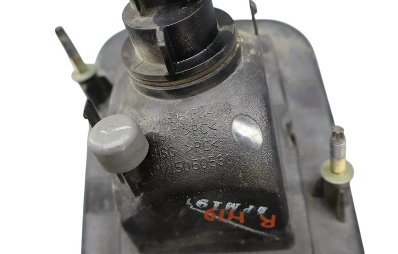 Load image into Gallery viewer, 03-09 Hummer H2 Front Right Side Parking Turn Signal Light Lamp 15060530 Oem