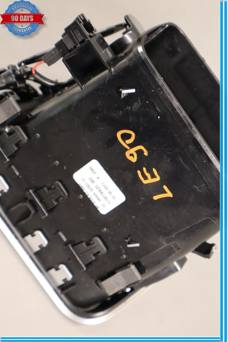 Load image into Gallery viewer, 2014 - 2019 Maserati Ghibli Front Left Dashboard A/c Air Vent Grille Oem