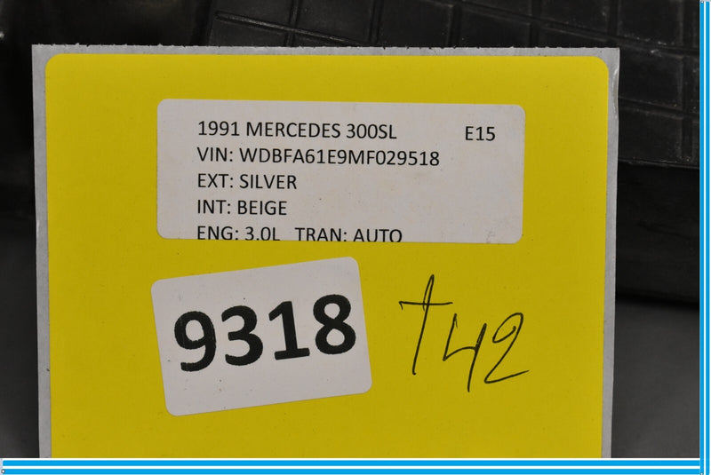 Load image into Gallery viewer, 90-94 Mercedes R129 300SL SL320 Engine Radiator Fan Shroud Oem