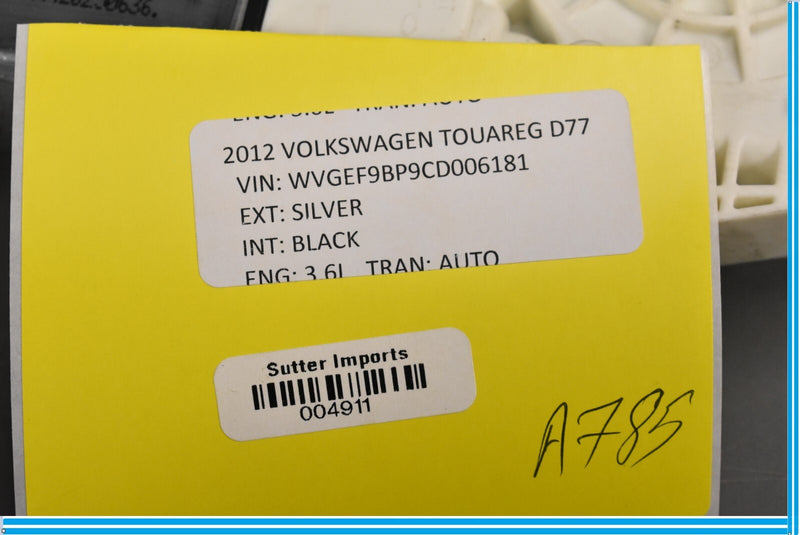 Load image into Gallery viewer, 11-17 Volkswagen VW Touareg Front Right Side Door Window Regulator Motor Oem