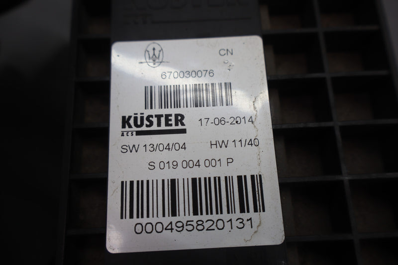 Load image into Gallery viewer, 14-21 Maserati Ghibli Electronic Parking Brake Control Actuator 670030076 Oem