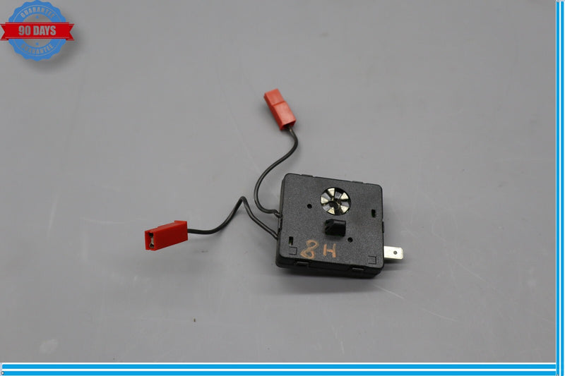 Load image into Gallery viewer, 09-15 Jaguar X250 XF Radio Antenna Aerial Amp Amplifier Module OEM 8X23-18K891-A