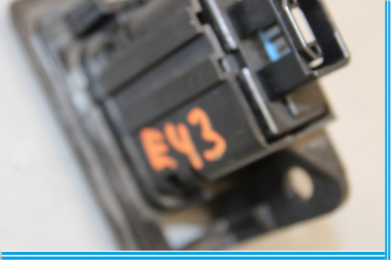 Load image into Gallery viewer, 07-17 Lexus LS460 LS460L Power Trunk Lid Close Control Switch Button Oem