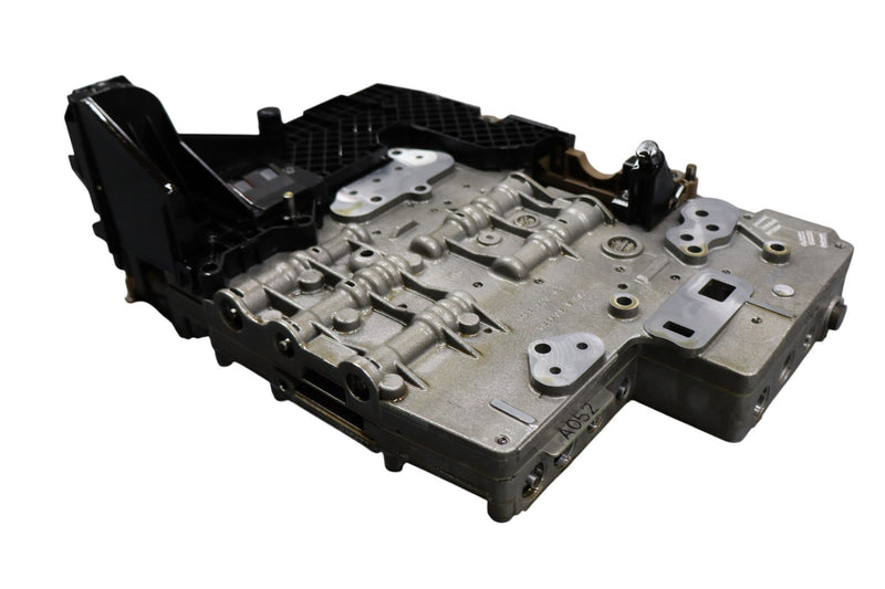 Load image into Gallery viewer, 07-09 Audi A4 Quattro B7 Automatic Transmission Mechatronic Valve Body Oem