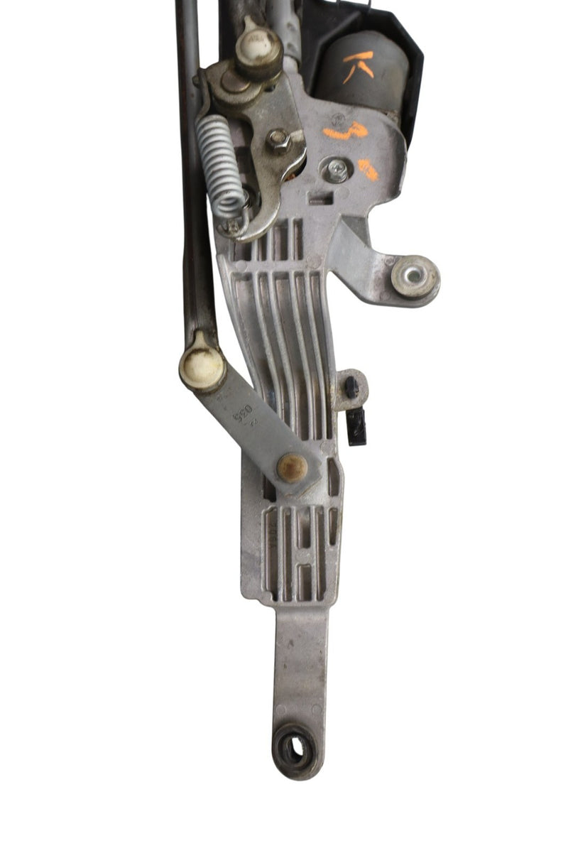 Load image into Gallery viewer, 07-17 Lexus LS460 LS460L XF40 Front Motor Wiper Linkage Assembly 8515050200 Oem