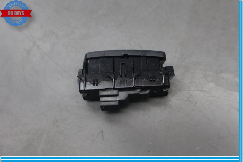 Load image into Gallery viewer, 05-20 Mercedes R172 SLK250 SLK350 Front Right Side Central Locking Switch Oem