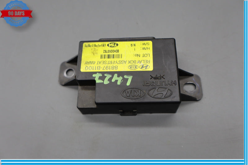 Load image into Gallery viewer, 15-20 Hyundai Genesis Front Left Driver Side Seat 4way Relay Control Module Oem
