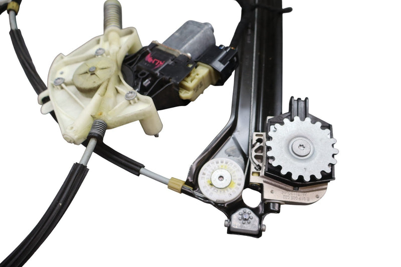 Load image into Gallery viewer, 14-21 Maserati Ghibli Rear Left Side Door Window Regulator Motor 670030023 Oem