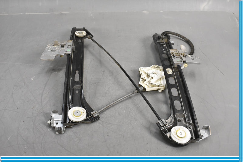 Load image into Gallery viewer, 06-11 Mercedes CLS550 W219 Rear Right Side Door Window Regulator w/o Motor Oem