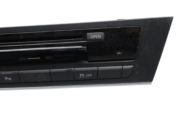 Load image into Gallery viewer, 12-18 Audi A6 Quattro A6 Navigation Display CD DVD Player Unit 4G0927137AD Oem