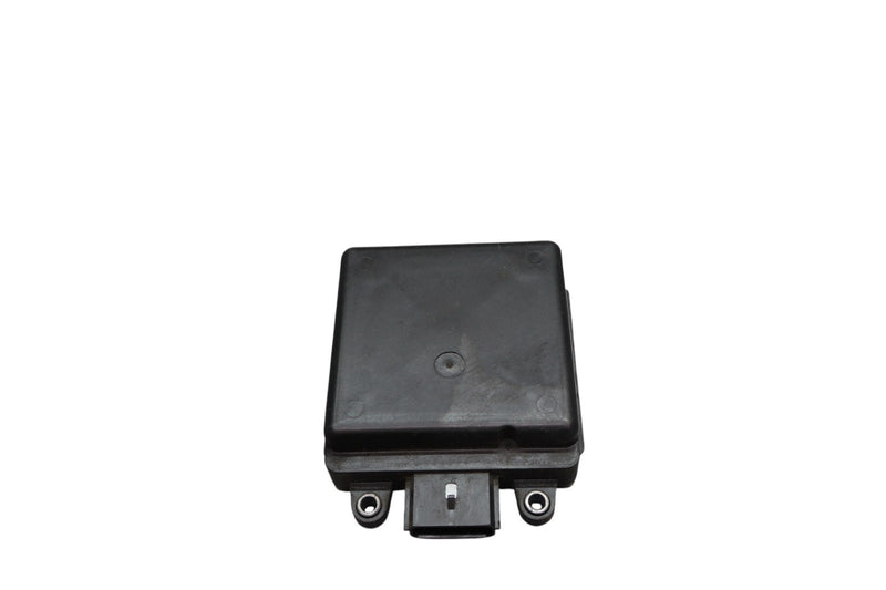 Load image into Gallery viewer, 14-18 Maserati Ghibli Right Side Blind Spot Radar Sensor Module 0670033070 Oem