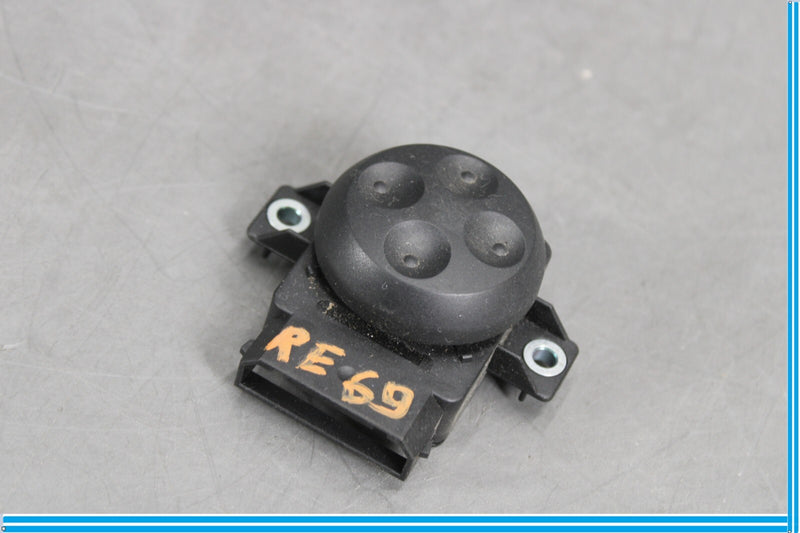 Load image into Gallery viewer, 09-17 Volkswagen VW CC Front Right Passenger Side Power Seat Lumbar Switch Oem