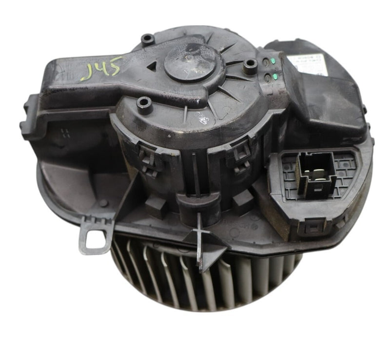 Load image into Gallery viewer, 11-18 Porsche Cayenne 958 HVAC Heater AC A/C Air Blower Motor Fan Oem