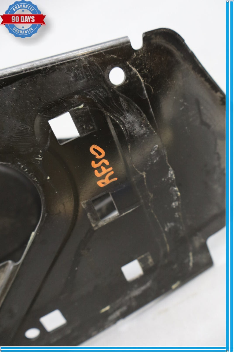 Load image into Gallery viewer, 09-15 BMW 750Li xDrive Right Passenger Side Air Intake Channel Duct W/ Brack Oem