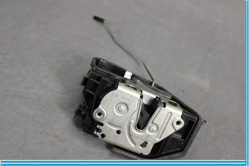 Load image into Gallery viewer, 07-10 BMW X5 E70 Rear Right Passenger Side Door Lock Latch Actuator Oem