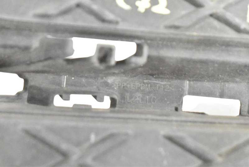 Load image into Gallery viewer, 10-15 Jaguar X351 XJ Front Right Passenger Side Bumper Grille AW9315K232AB Oem
