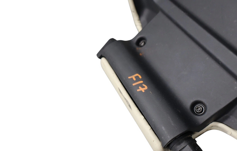 Load image into Gallery viewer, 05-09 Land Range Rover Sport LR3 Center Console Armrest Storage Box Lid Oem