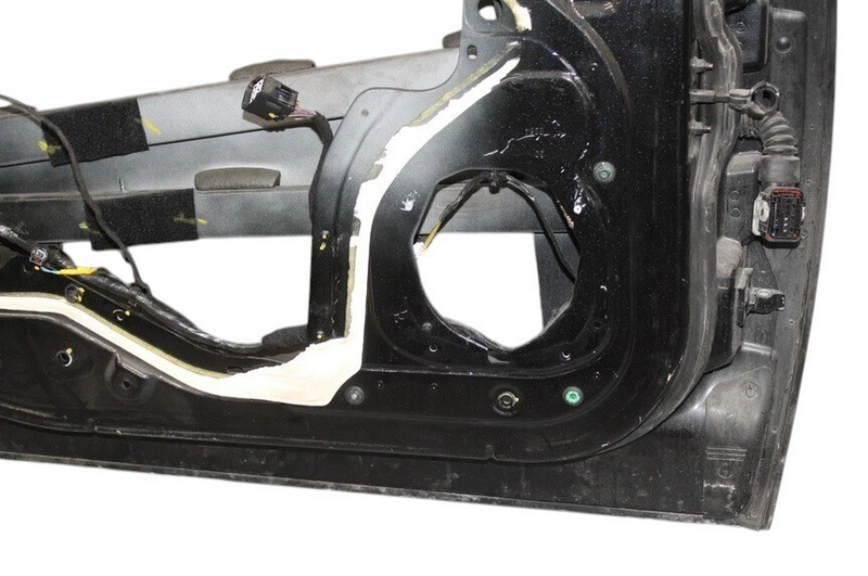 Load image into Gallery viewer, 14-22 Maserati Quattroporte M156 Ghibli Front Left Door Shell 673007994 Oem
