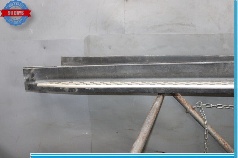 Load image into Gallery viewer, 06-11 Mercedes W164 ML320 ML63 AMG Left Side Running Board Side Step Oem