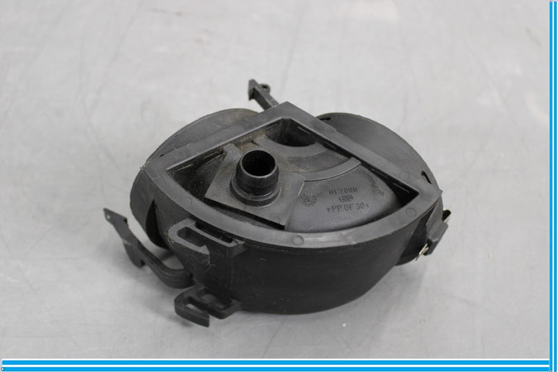 Load image into Gallery viewer, 99-10 Mercedes CLS550 S550 W219 Air Intake Air Duct Tube A1121400118 Oem