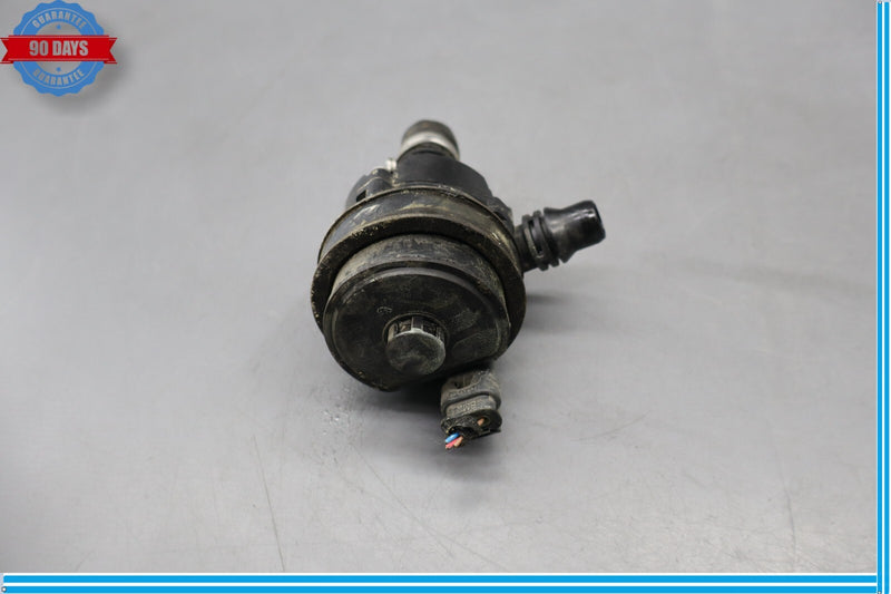 Load image into Gallery viewer, 14-21 BMW i3 i3s Engine Auxiliary Electric Coolant Water Pump Black Oem