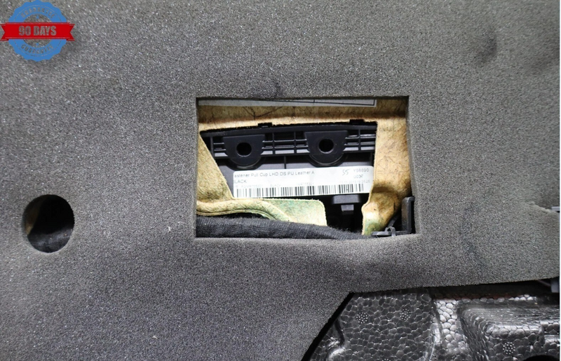 Load image into Gallery viewer, 14-22 Maserati Ghibli Front Left Driver Side Interior Door Panel Trim Black Oem