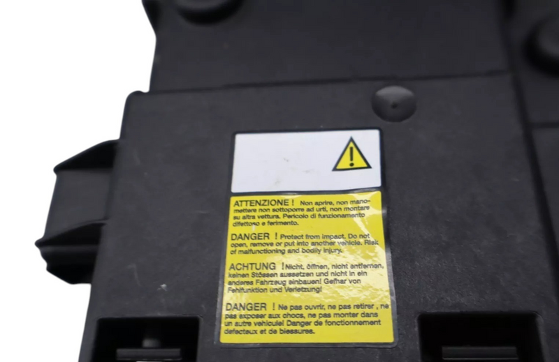 Load image into Gallery viewer, 14-20 Maserati Ghibli Battery Terminal Junction Fuse Box Cover 670002029 Oem