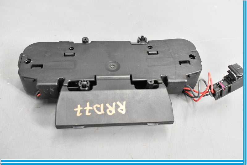 Load image into Gallery viewer, 11-18 Volkswagen VW Touareg Rear Right Passenger Seat Backrest Lock Release Oem