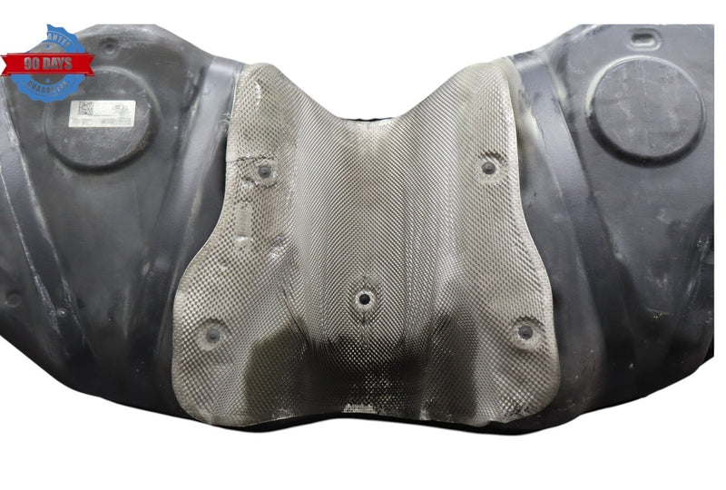 Load image into Gallery viewer, 14-17 Maserati Ghibli M157 Fuel Gas Tank Reservoir Assembly 06700032670 Oem