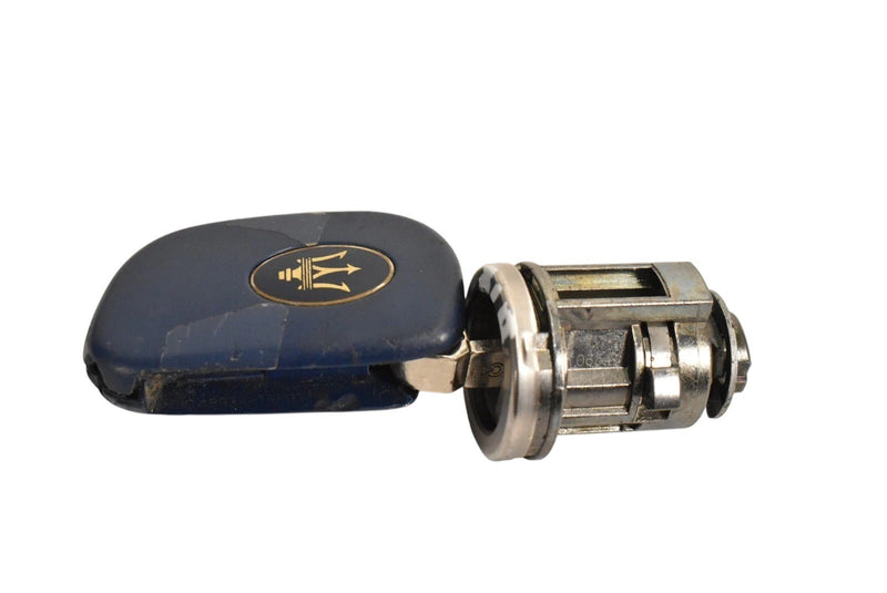 Load image into Gallery viewer, 03-12 Maserati Quattroporte Steering Wheel Ignition Switch Lock Oem