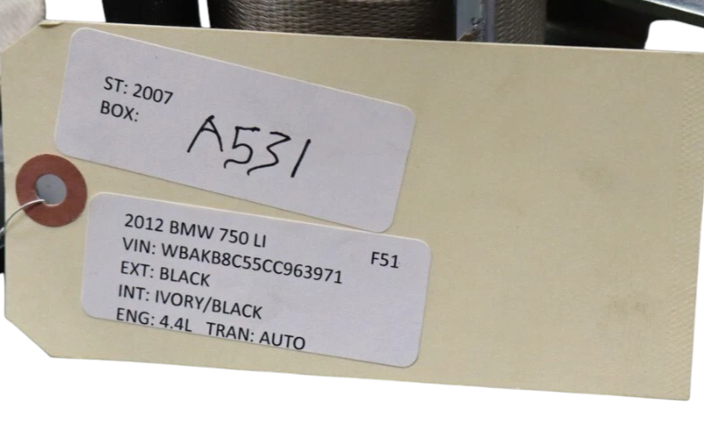 Load image into Gallery viewer, 09-15 BMW 750i 750Li Rear Right Side Seatbelt Seat Belt Retractor 34048282A Oem