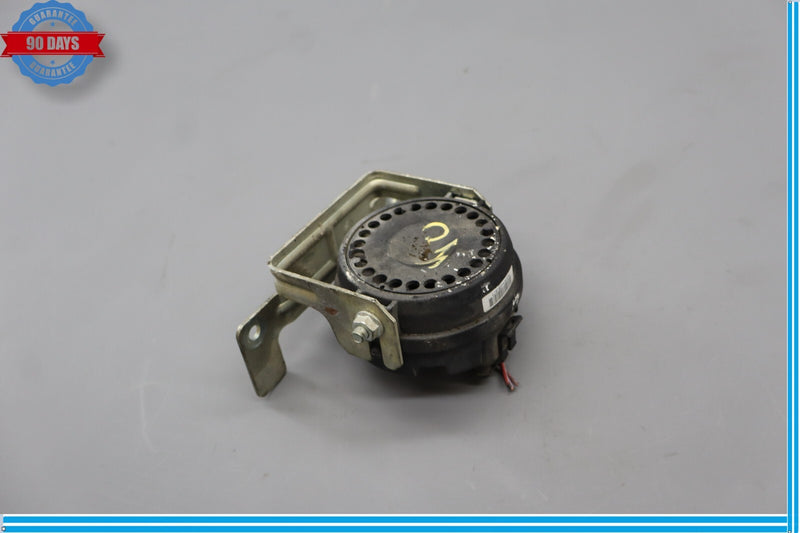 Load image into Gallery viewer, 14-22 Maserati Levante S Ghibli Anti Theft Alarm Horn Siren 6700017230 Oem